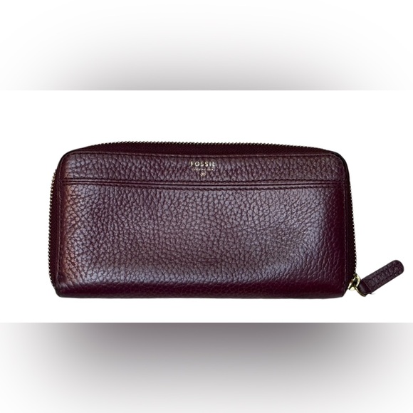 #FOSSIL Edgy Tara Zip Around Continental Style DARK RED Leather Clutch Wallet - Picture 3 of 5